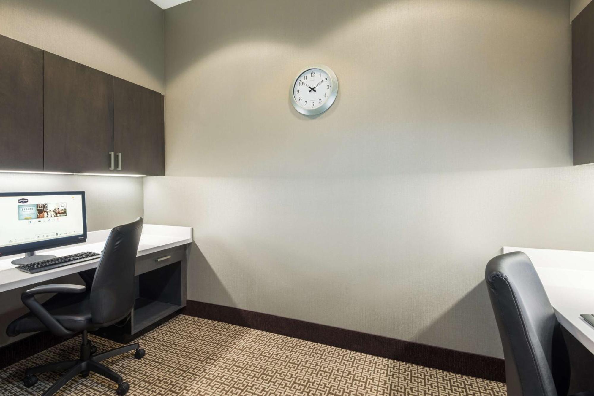 Hampton Inn & Suites Tampa Airport Avion Park Westshore מראה חיצוני תמונה