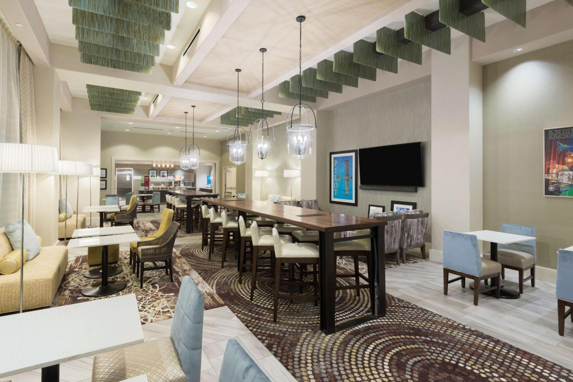 Hampton Inn & Suites Tampa Airport Avion Park Westshore מראה חיצוני תמונה