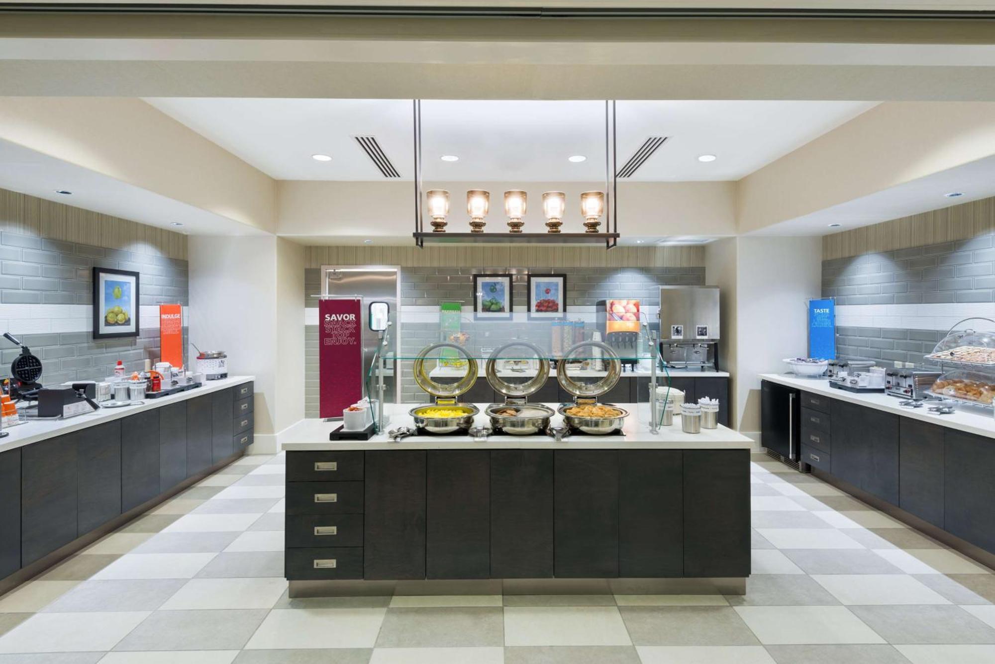 Hampton Inn & Suites Tampa Airport Avion Park Westshore מראה חיצוני תמונה